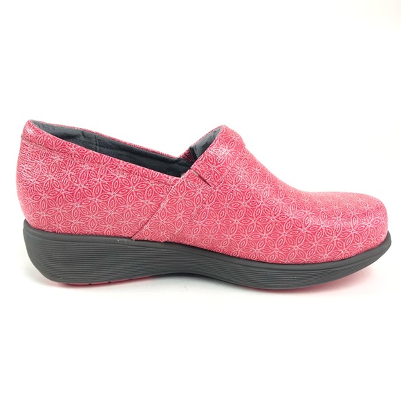 Greys Anatomy Softwalk Meredith Sport Red Clogs - Picture 3 of 8